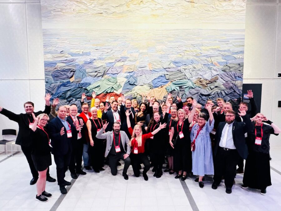 SDP:n hämäläiset puoluekokousedustajat Tampereen puoluekokouksessa